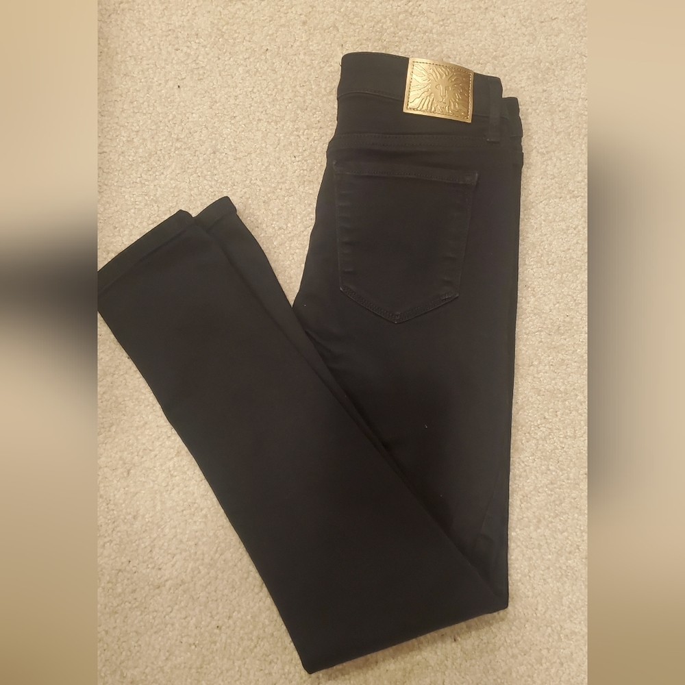Anne klein Women's Black Mid Rise Skinny, Stretch Jeans, Size 4.